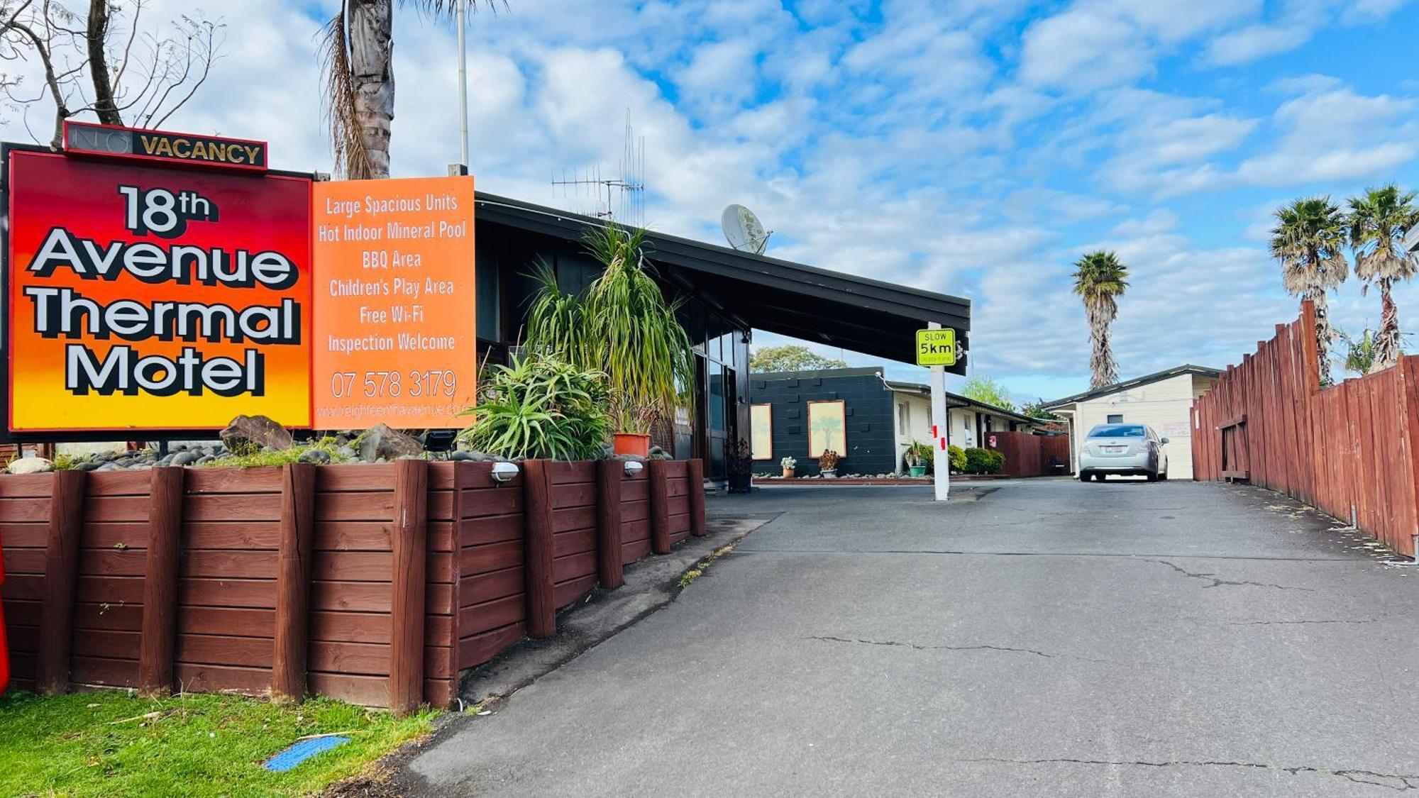 18Th Avenue Thermal Motel Tauranga Esterno foto